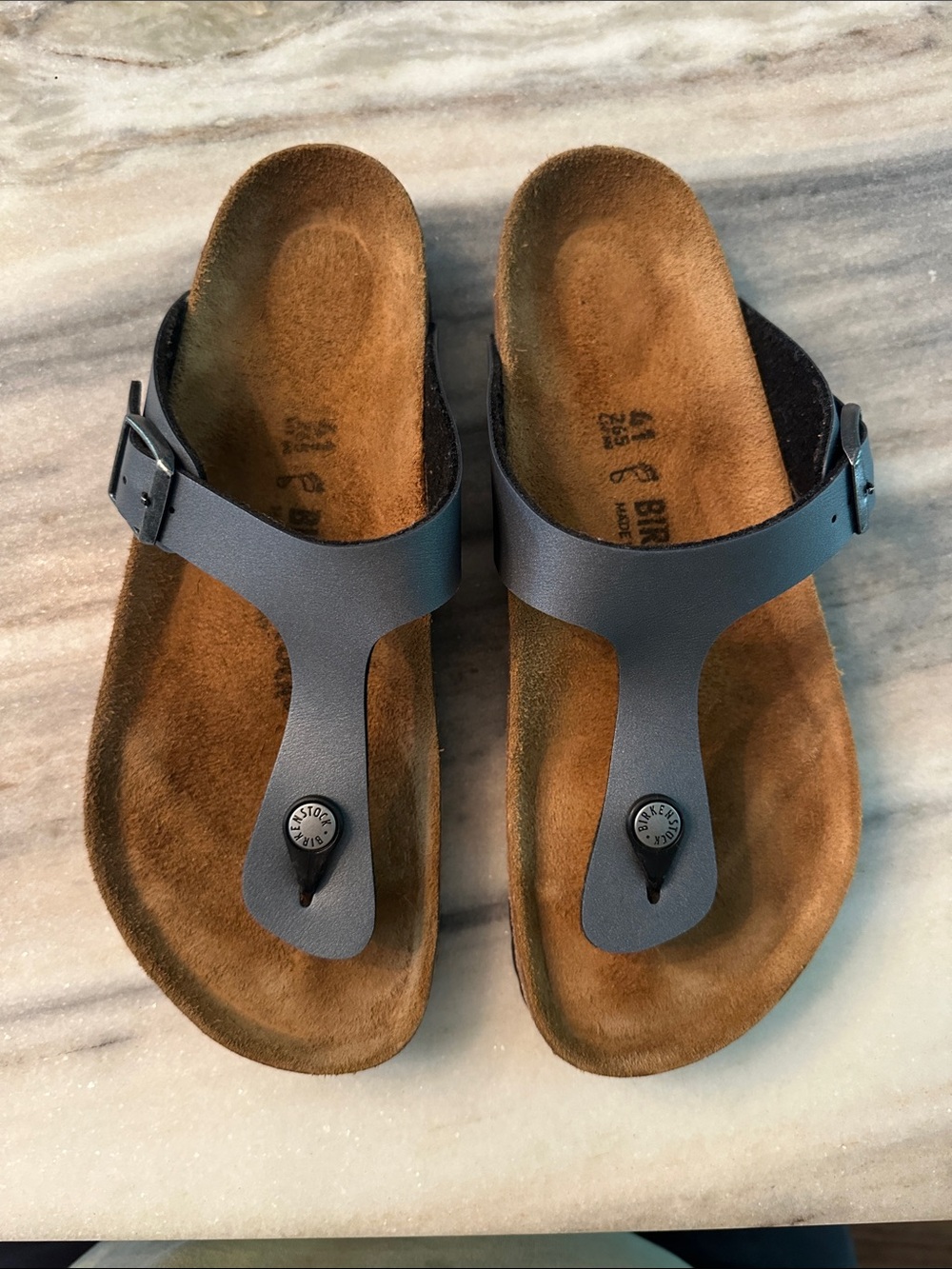 BIRKENSTOCK NWOT GIZEH THONG -GREY/BLUE METALLIC -SIZE 41